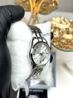 Casio Femme LTP-1335D-7A Montre Élégante Acier Inoxydable Cadran Argenté LTP-1335D-7A https://aiguilledeluxe.com original Algerie DZ