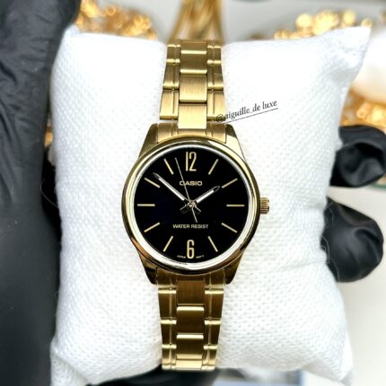 Casio Femme LTP-V005G-1B Montre Élégante Plaquée Or Cadran Noir LTP-V005G-1B https://aiguilledeluxe.com original Algerie DZ
