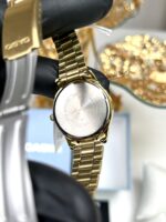 Casio Femme LTP-V005G-7B Montre Élégante Plaquée Or Cadran Blanc LTP-V005G-7B https://aiguilledeluxe.com original Algerie DZ