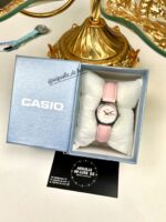 Casio Femme LTP-V006L-4B Élégante Cadran Rose Bracelet Cuir Rose LTP-V006L-4B https://aiguilledeluxe.com original Algerie DZ