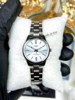 Casio Femme LTP-V005D-7B Élégante Acier Argenté Cadran Clair LTP-V005D-7A https://aiguilledeluxe.com original Algerie DZ