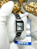 Casio Femme LTP-V007D-7B Élégante Rectangulaire Acier Argenté LTP-V007D-7B https://aiguilledeluxe.com original Algerie DZ