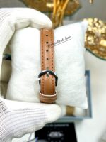 Casio Femme LTP-V300L-7A2 Élégante Multifonction Cadran Argent Bracelet Cuir Brun LTP-V300L-7A2 https://aiguilledeluxe.com original Algerie DZ