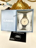 Casio Femme LTP-VT04D-7A Élégante Cadran Blanc/Champagne Acier Argenté LTP-VT04D-7A https://aiguilledeluxe.com original Algerie DZ