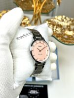 Casio Femme LTP-VT04D-7A Élégante Cadran Blanc/Champagne Acier Argenté LTP-VT04D-7A https://aiguilledeluxe.com original Algerie DZ