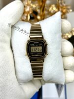 Casio Femme LA670WGA-1D Bracelet Acier Doré Rétro Raffiné LA670WGA-1 https://aiguilledeluxe.com original Algerie DZ