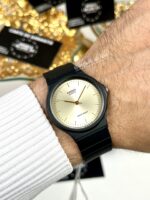 Casio Unisexe MQ-24-9E Bracelet Résine Noir Or Classique Minimaliste MQ-24-9E https://aiguilledeluxe.com original Algerie DZ