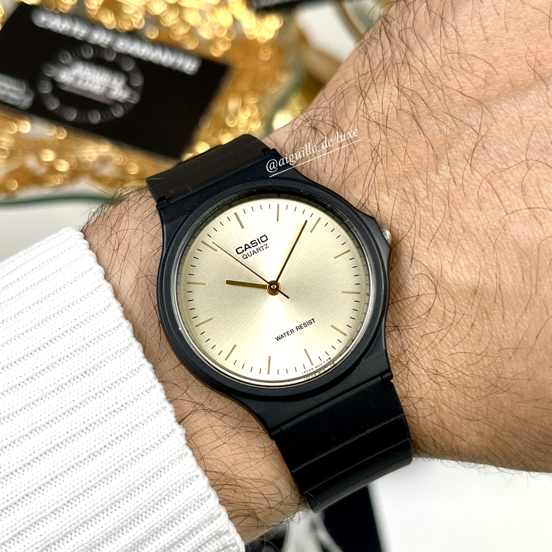 Casio Unisexe MQ-24-9E Bracelet Résine Noir Or Classique Minimaliste MQ-24-9E https://aiguilledeluxe.com original Algerie DZ