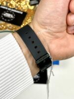 Casio Unisexe MQ-76-7A1 Bracelet Résine Noir & Blanc Minimaliste Léger MQ-76-7A1 https://aiguilledeluxe.com original Algerie DZ