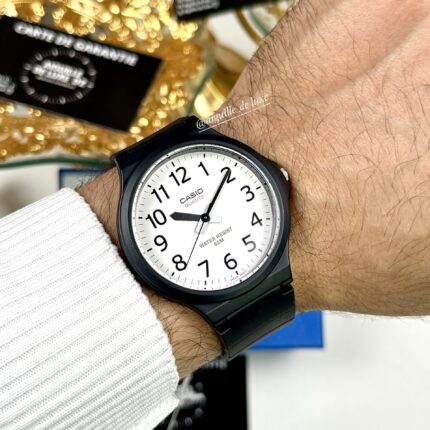 Casio Unisexe MW‑240‑7B Bracelet Résine Noir Classique Fonctionnel MW-240-7B https://aiguilledeluxe.com original Algerie DZ