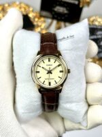 Casio Femme LTP-V005GL-9A Cadran Doré Bracelet Cuir Intemporel LTP-V005GL-9A https://aiguilledeluxe.com original Algerie DZ