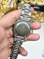 Casio Unisexe A158WEA-2 Vintage Iconique Bracelet Acier Intemporel Touche Bleue (Poignets fins à moyens) A158WEA-2 https://aiguilledeluxe.com original Algerie DZ