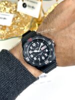 Casio Homme MRW-200H-1B – Sportive Robuste Polyvalente MRW-200H-1B https://aiguilledeluxe.com original Algerie DZ